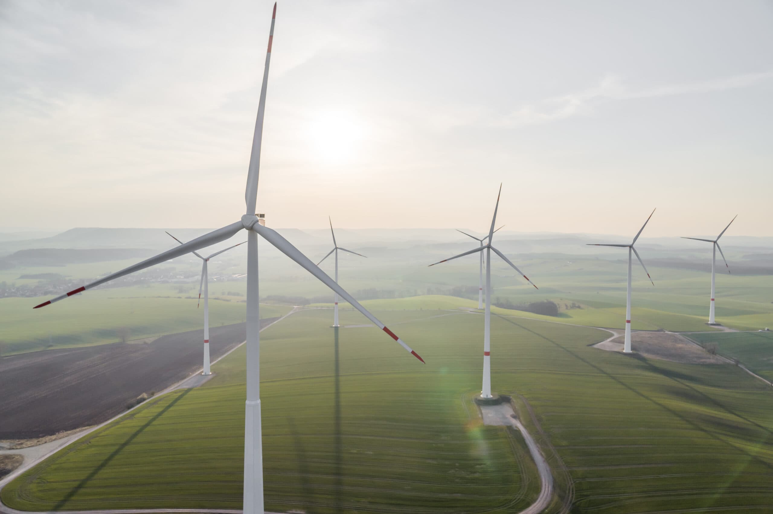 Solar, Wind & Co. mit Durchbruch in 2025: Jetzt Nordex, JinkoSolar oder RE Royalties Aktie kaufen?