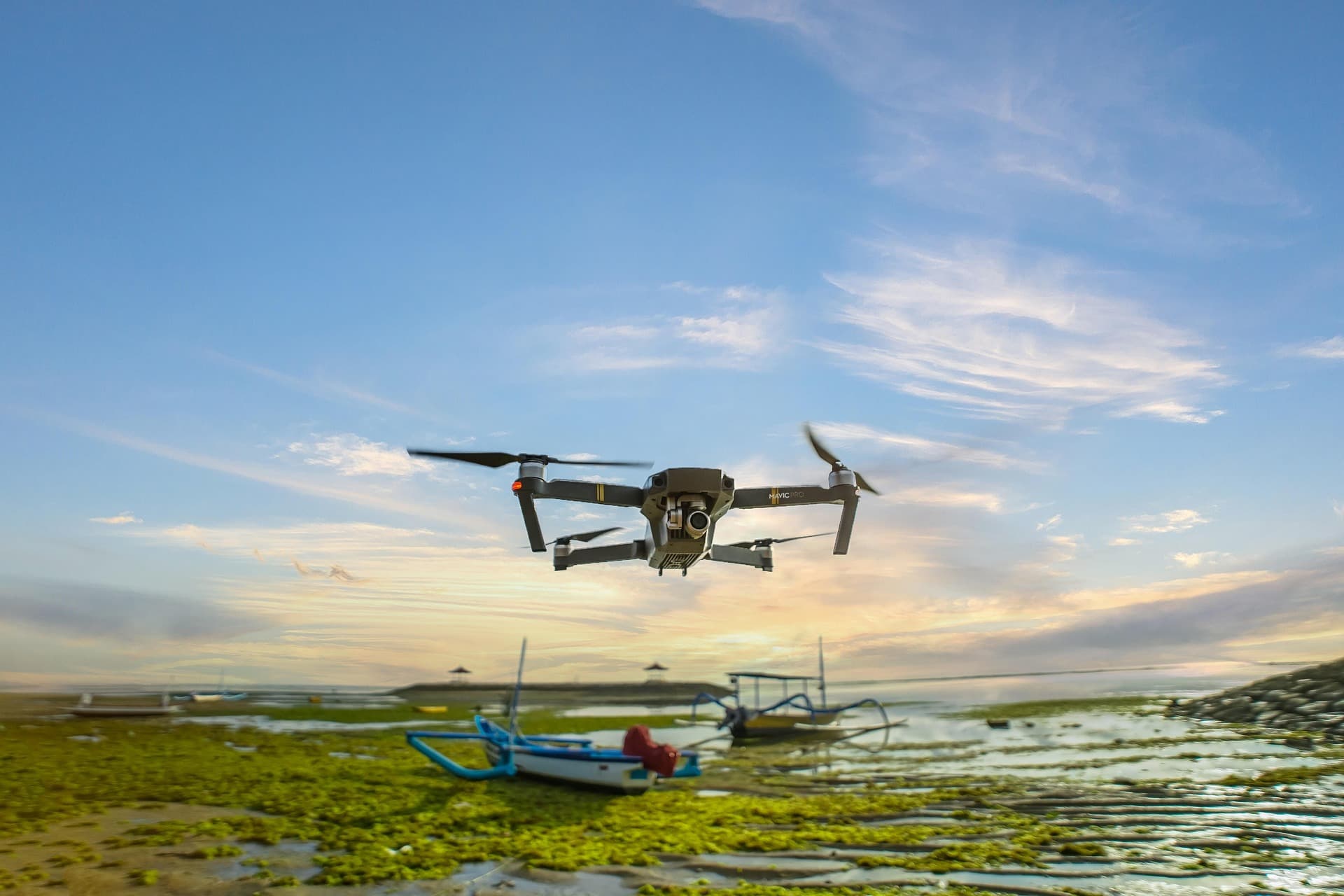 Almonty Industries, Desert Gold Ventures oder Volatus Aerospace? Welcher CEO bewegt heute online beim 18. IIF den Markt?